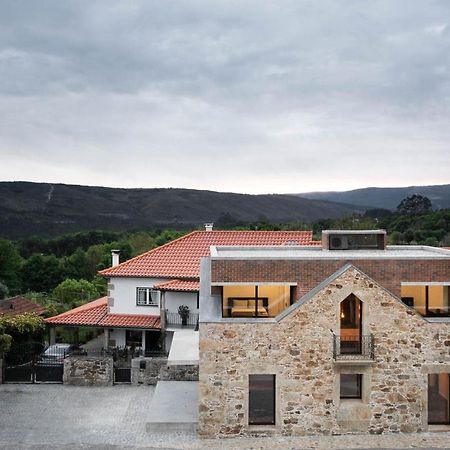 Villa Box House Paredes de Coura Exterior foto