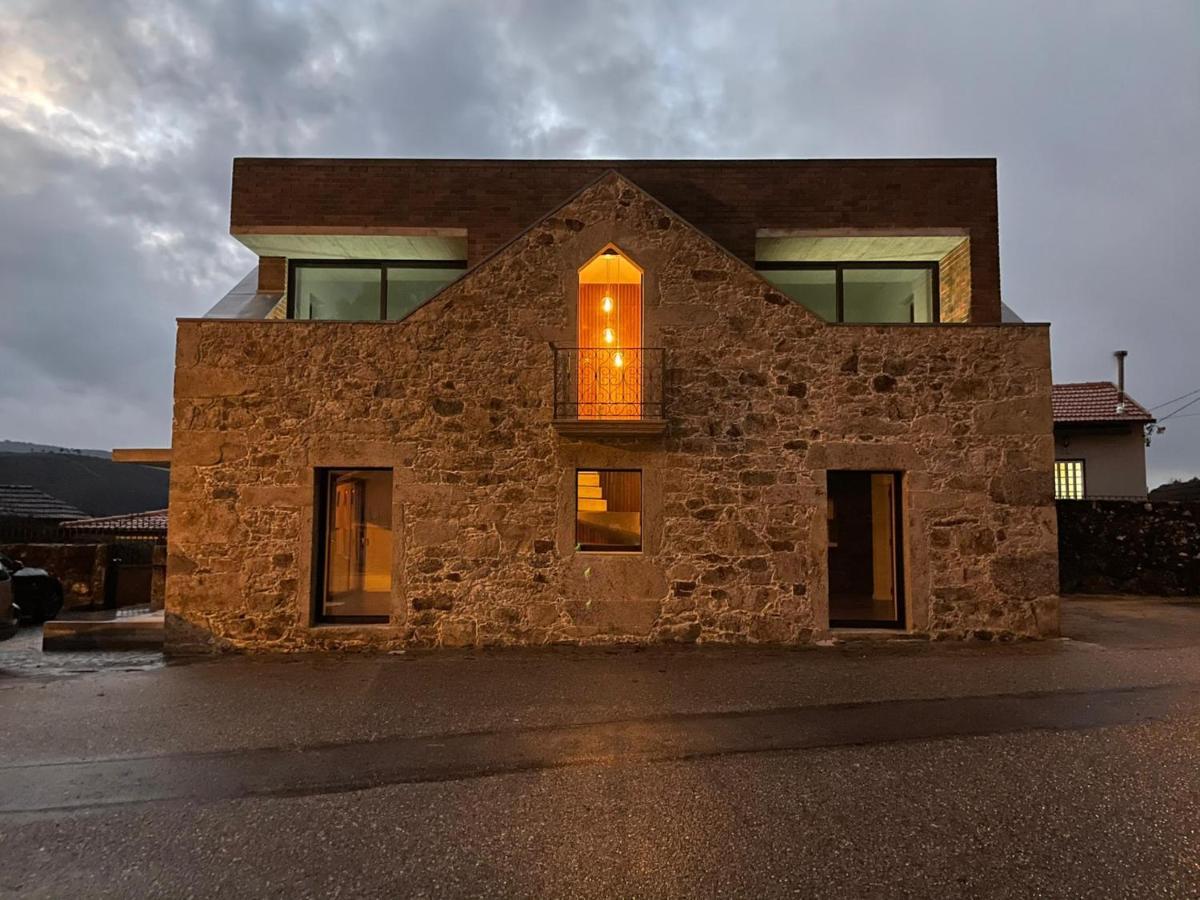 Villa Box House Paredes de Coura Exterior foto